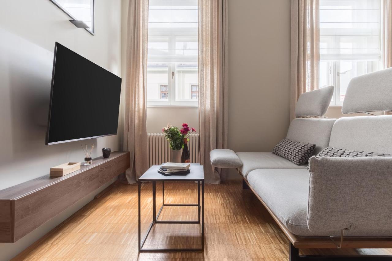 Days - Loft - Parking - 4 Min Wenceslas Sq Apartment Prag