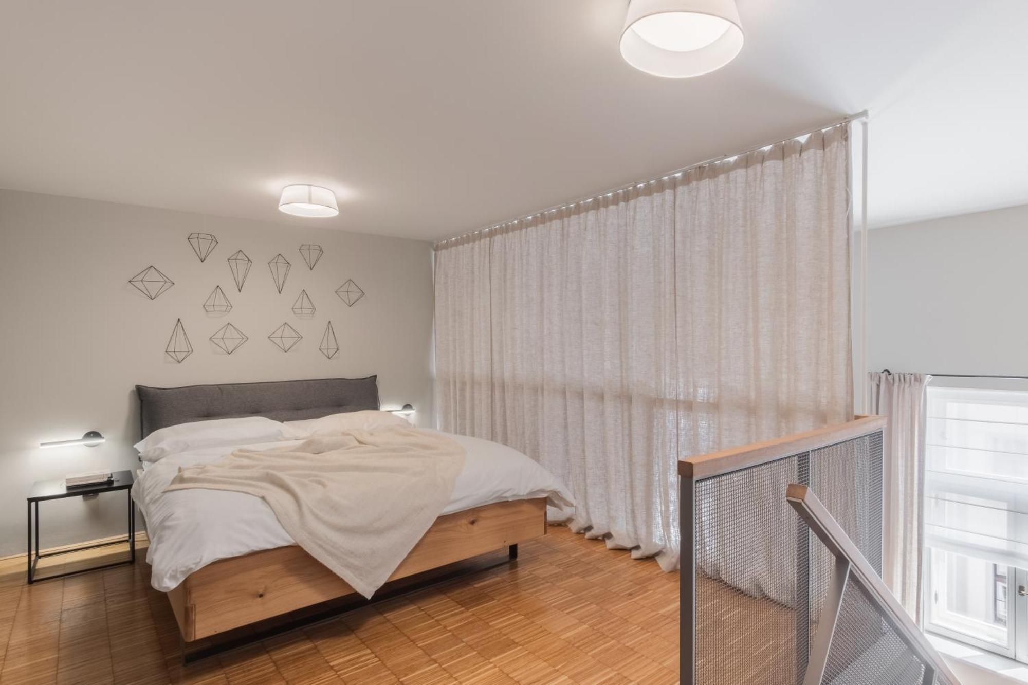 Days - Loft - Parking - 4 Min Wenceslas Sq Apartment Prag